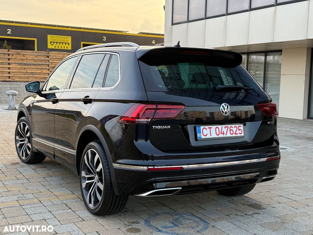 Volkswagen Tiguan - 2
