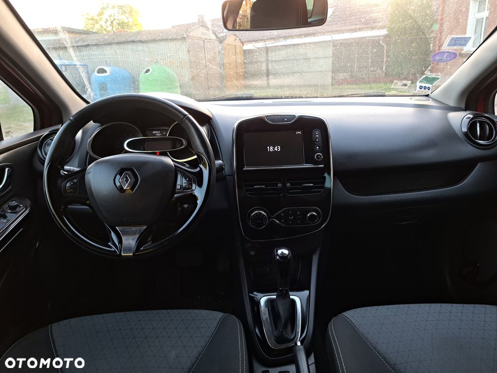 Renault Clio - 12