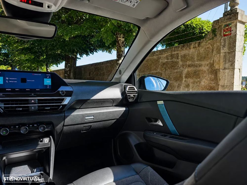 Citroën e-C4 50 kWh Feel Pack — fotografia 16
