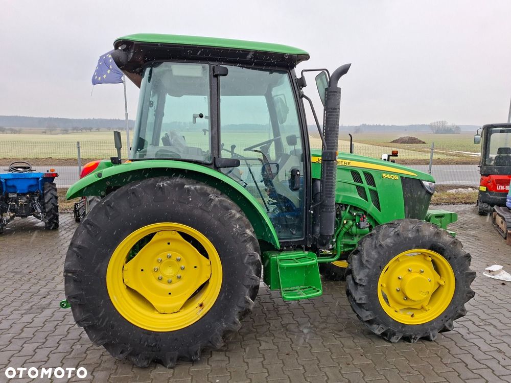 John Deere 5405 4X4 - 4