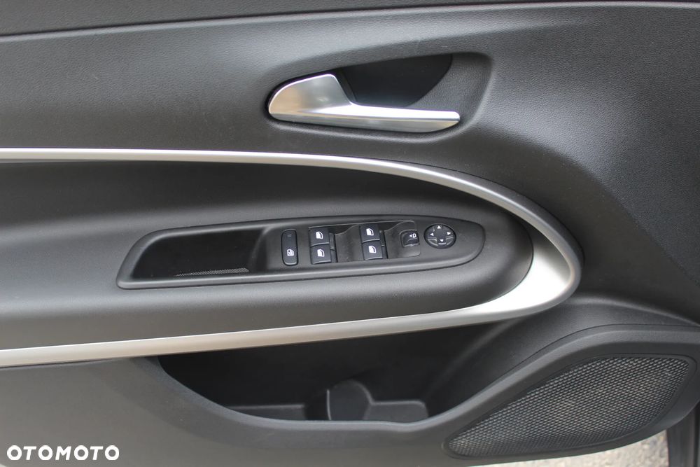 Jeep Avenger 1.2 GSE T3 Altitude FWD - 5