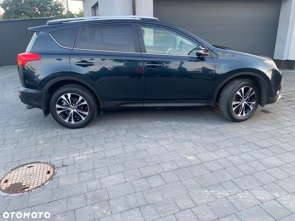 Toyota RAV4 2.0 D-4D 4x4 Executive - 2