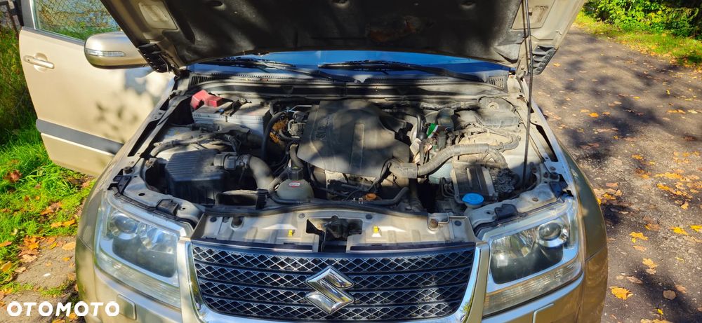 Suzuki Grand Vitara 1.9 DDiS Premium - 12