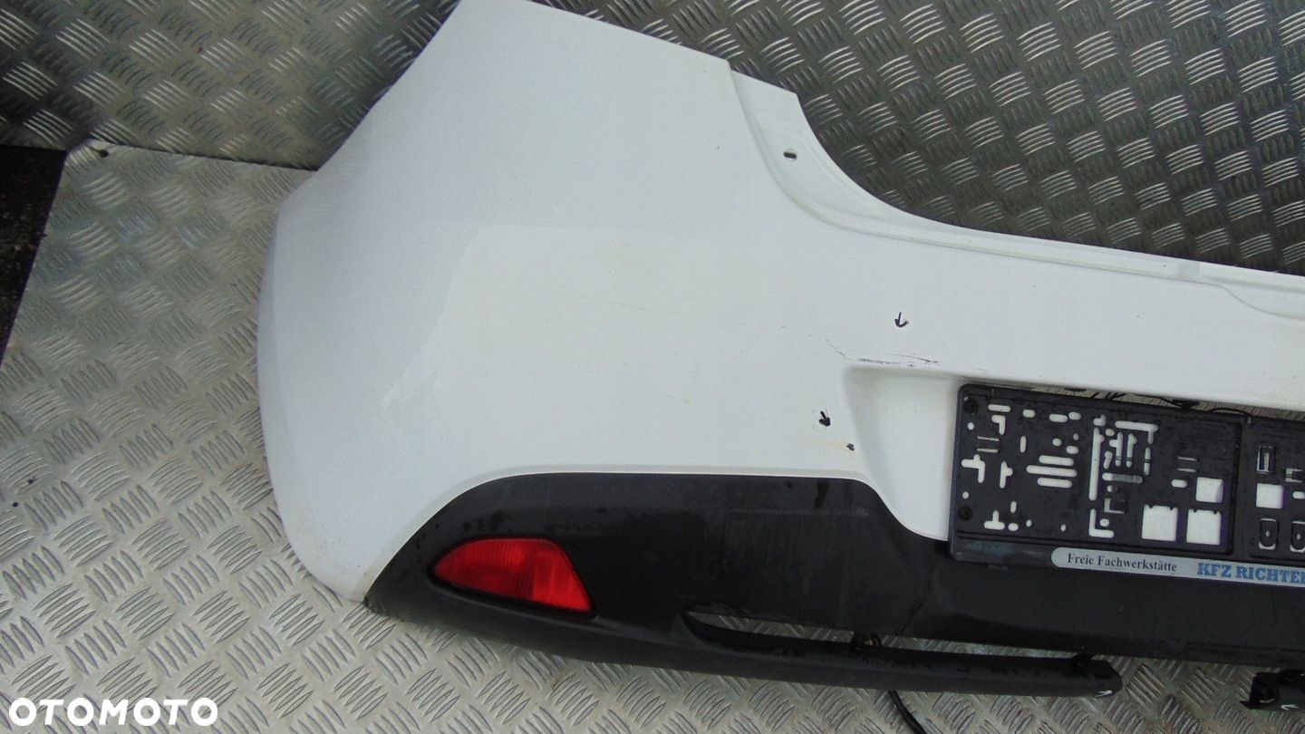 ZDERZAK TYLNY TYŁ MAZDA 2 II DE 07-14 - 2