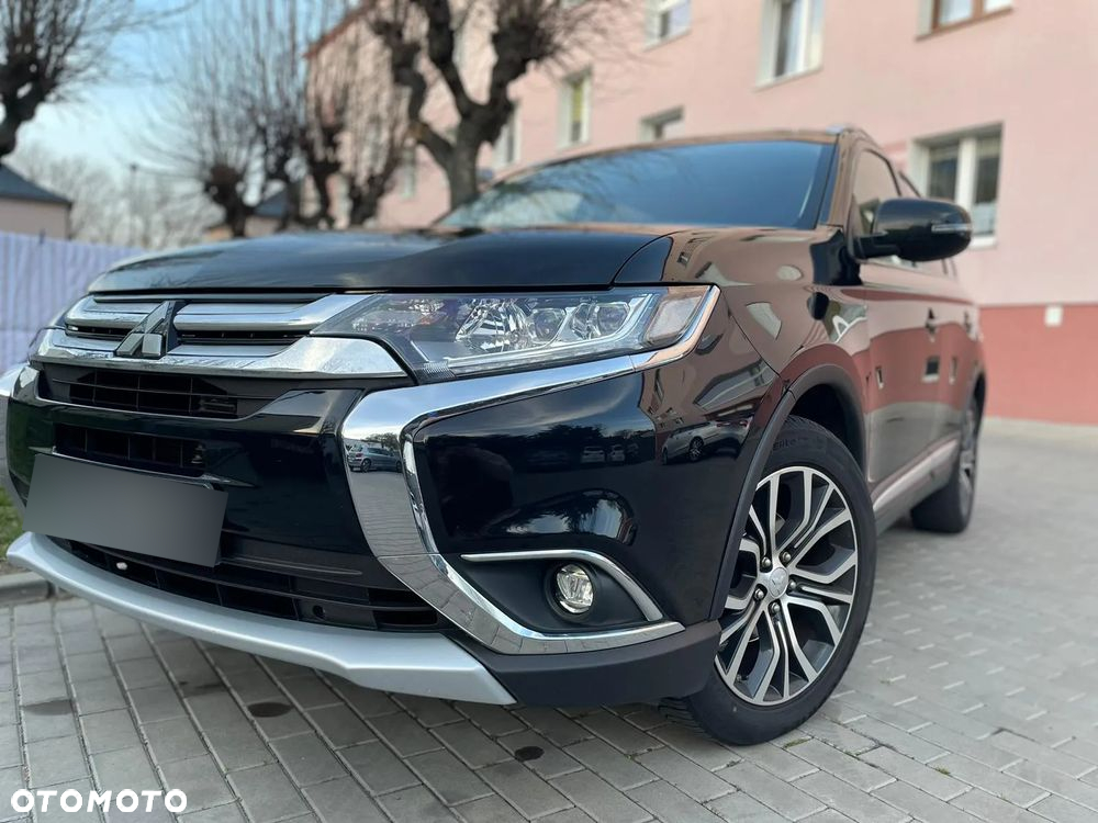 Mitsubishi Outlander - 11
