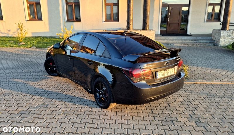 Chevrolet Cruze 1.6 - 10