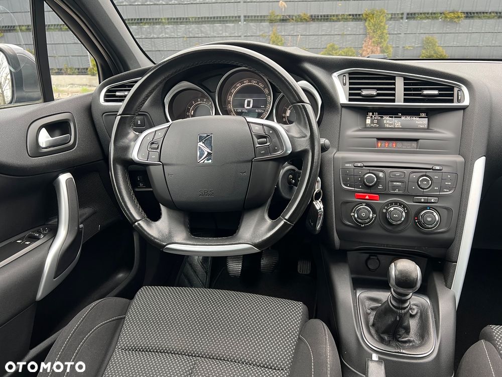 Citroën DS4 PureTech 130 Stop&Start Chic - 21