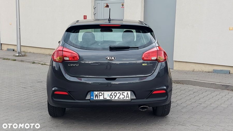 Kia Ceed - 5