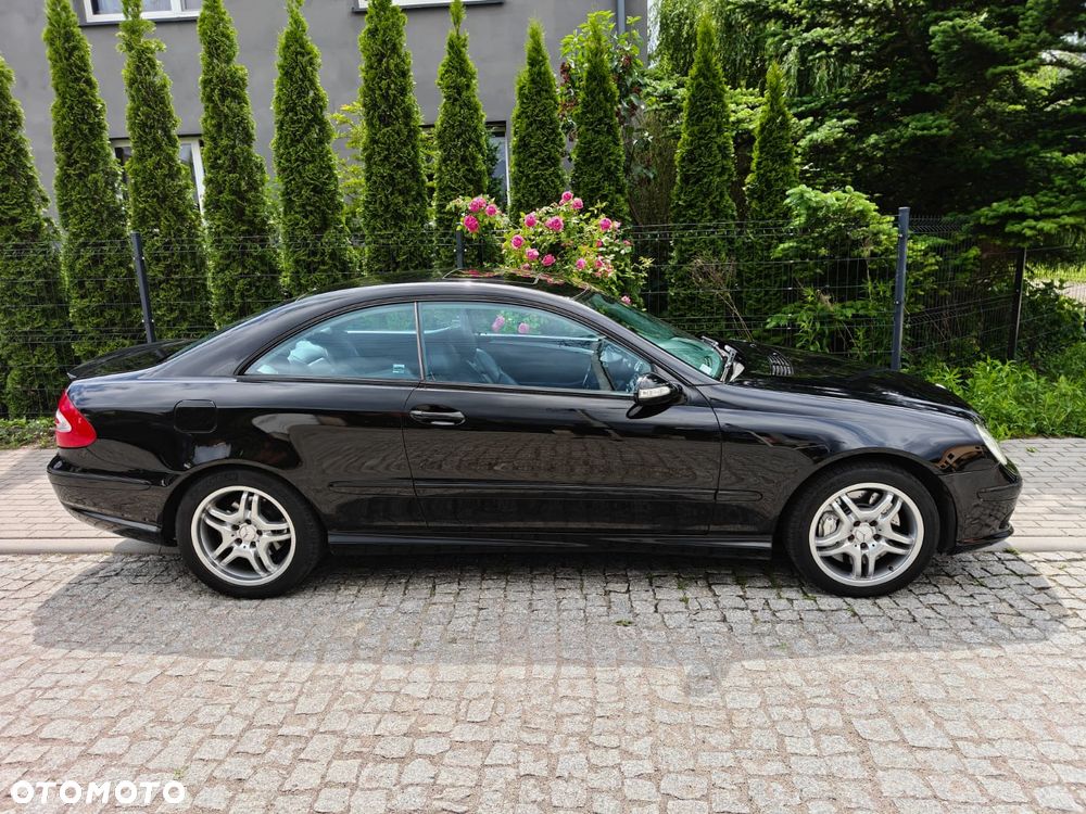 Mercedes-Benz CLK - 9