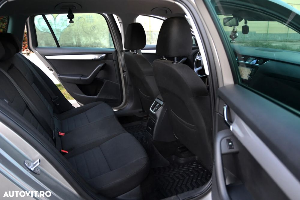 Skoda Octavia 1.6 TDI Green tec DSG Edition - 12