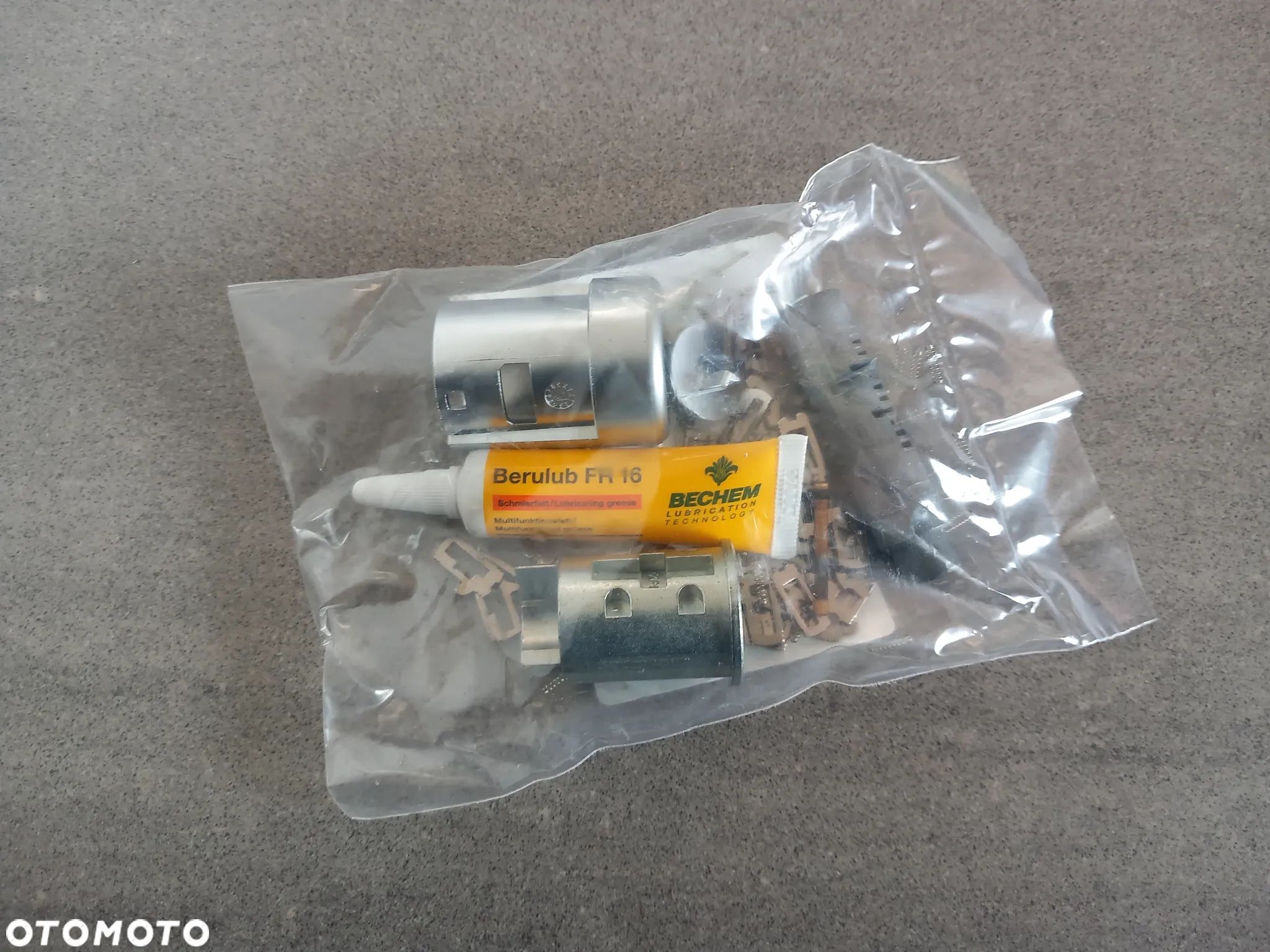 Zestaw naprawczy zamka cylindra Ford Transit 2014-, 2019-, Custom 2012- 2363729 - 1