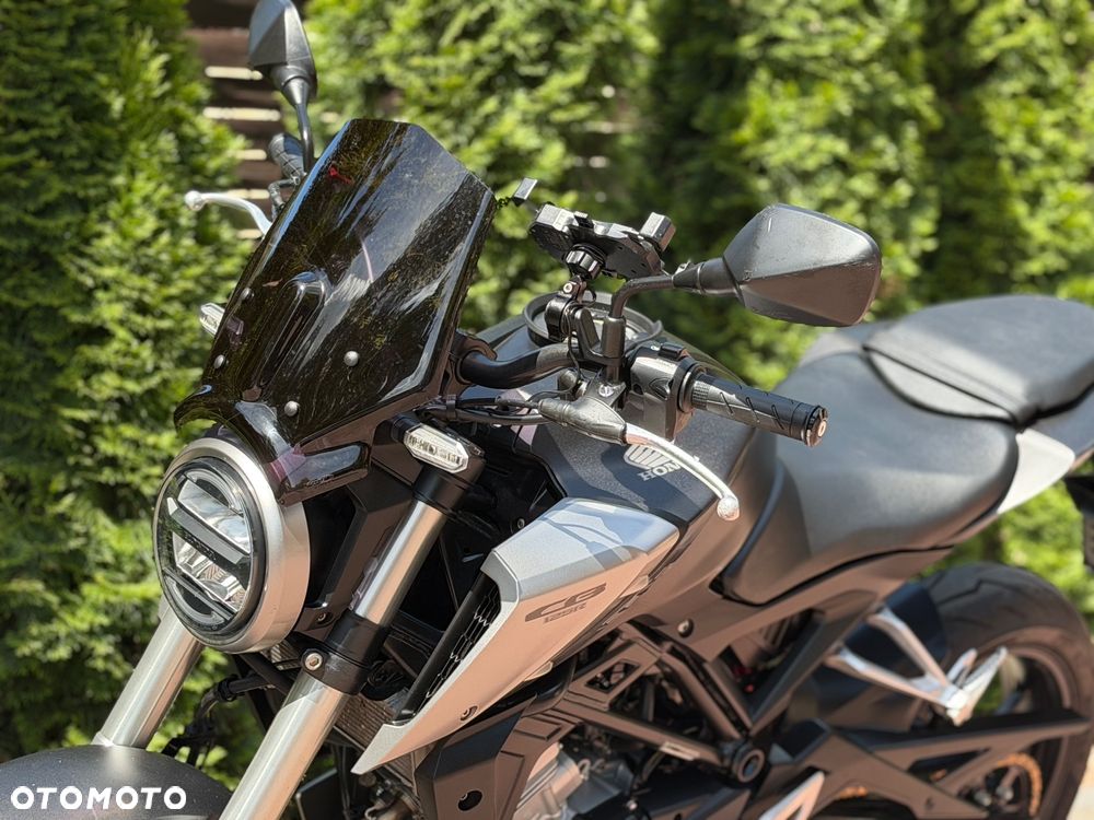 Honda CB - 18