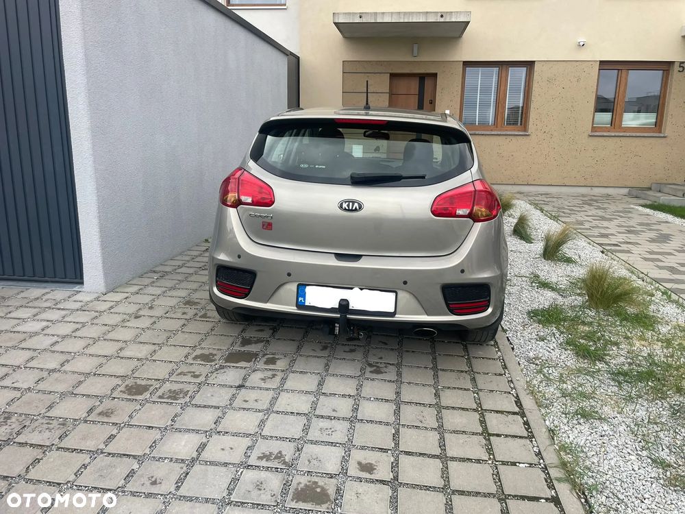 Kia Ceed Cee'd 1.6 GDI M - 7