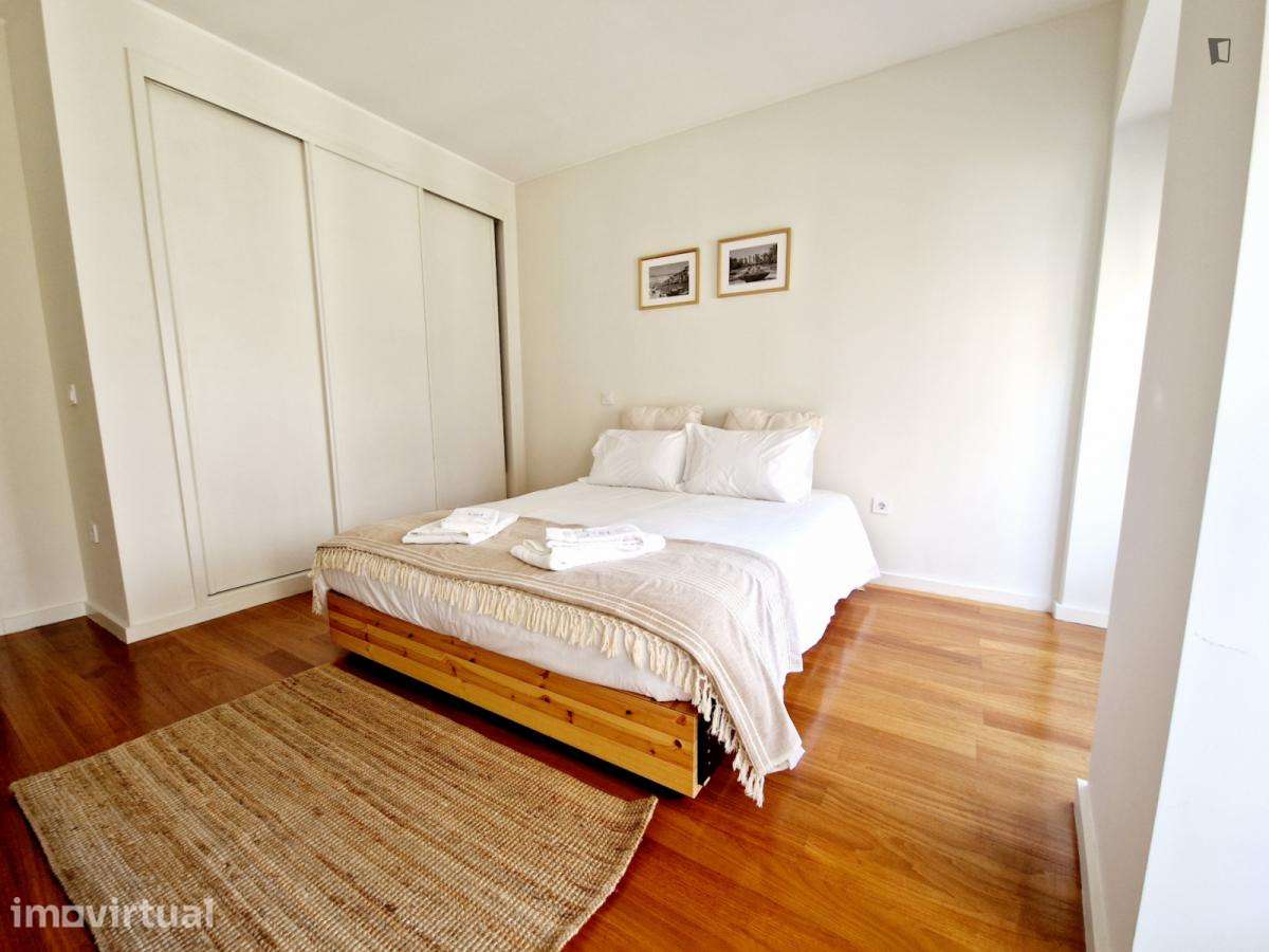 Apartamento com 1 quartos - localizado em Santo Ildefonso Porto - Grande imagem: 4/20