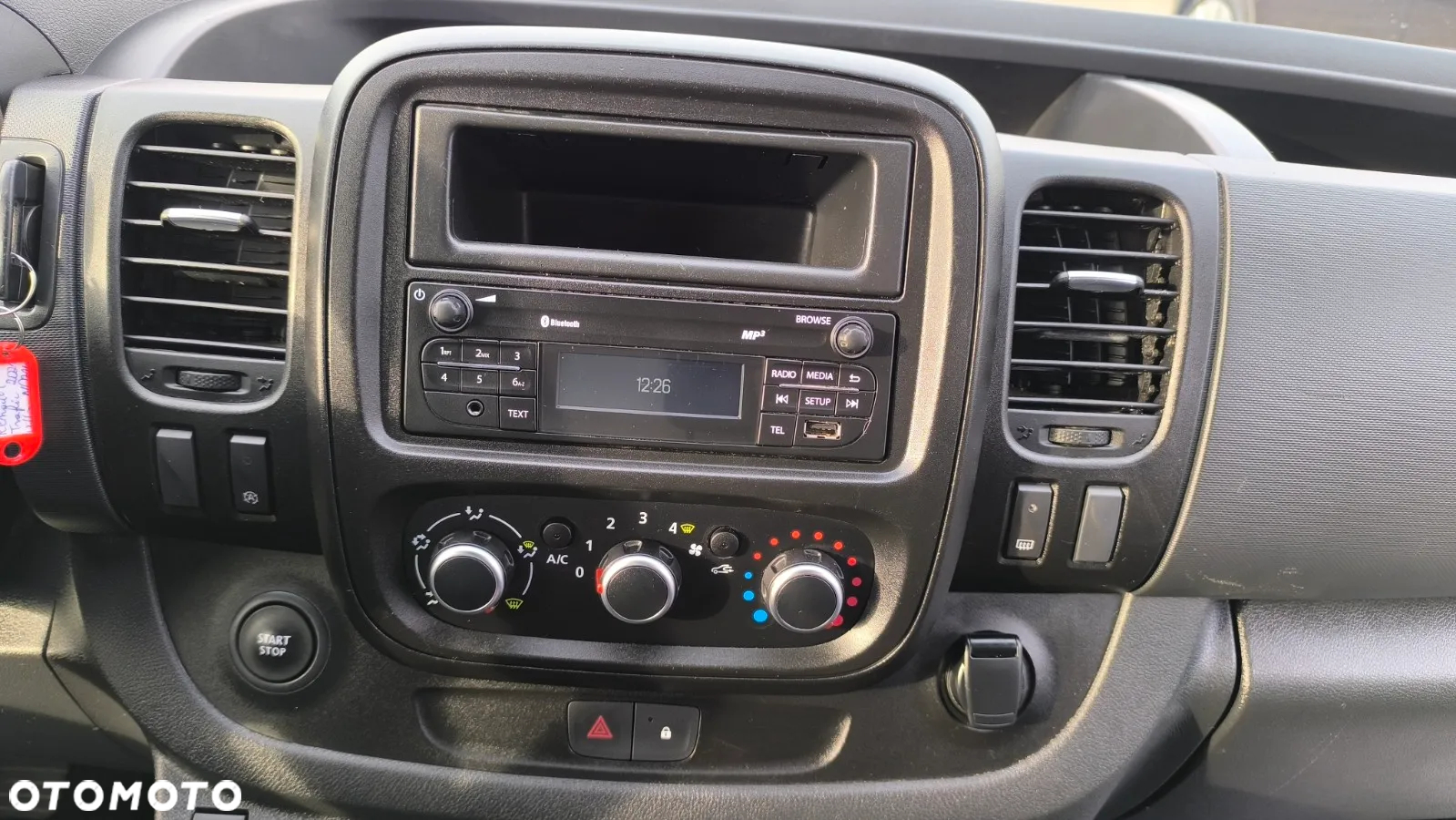 Renault Trafic - 16