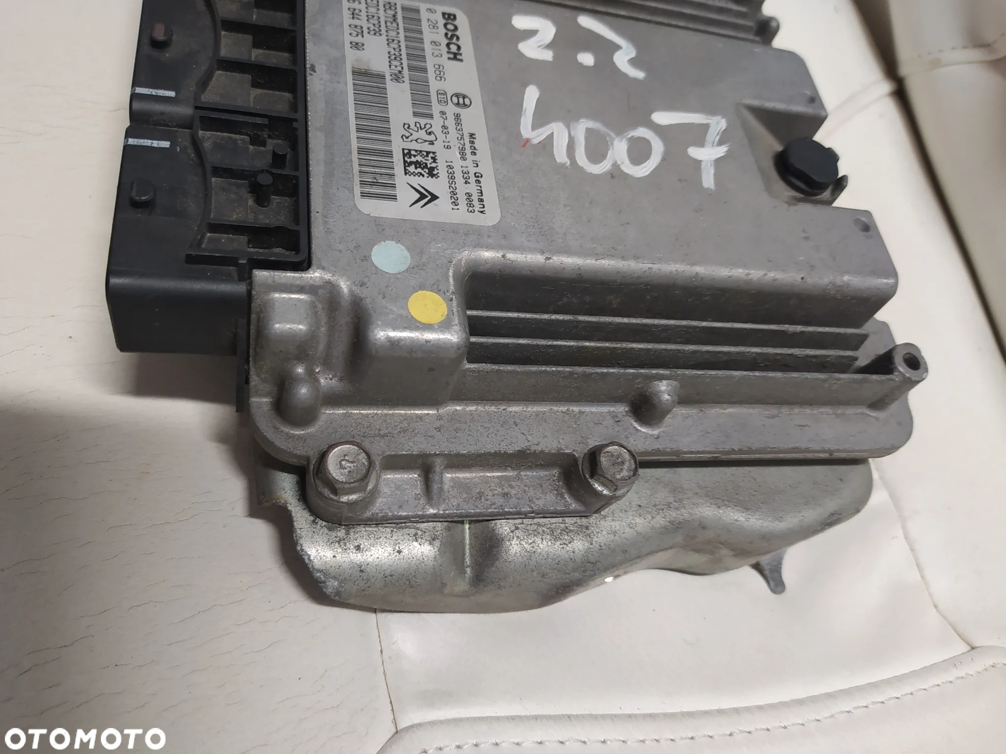 KOMPUTER STEROWNIK SILNIKA ECU PEUGEOT 4007 2.2 HDI CITROEN 0281013666 9664487580 - 9