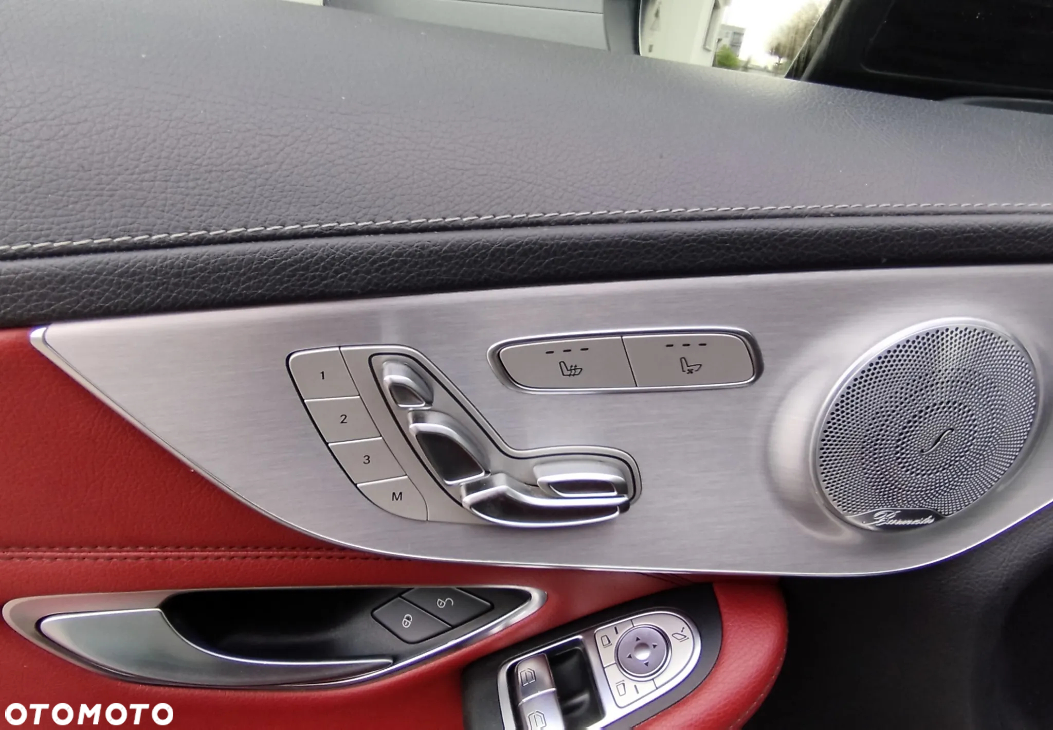 Mercedes-Benz Klasa C 43 AMG 4MATIC - 32