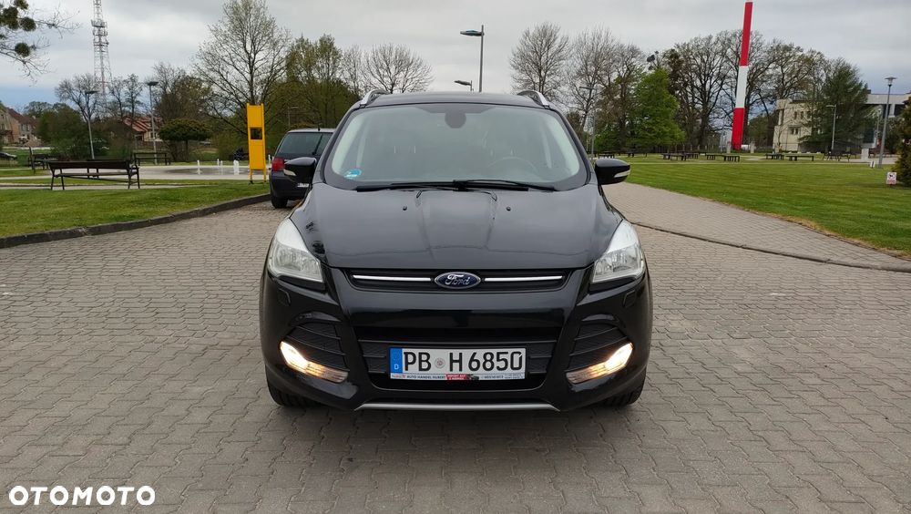 Ford Kuga 1.6 EcoBoost 2x4 Trend - 2