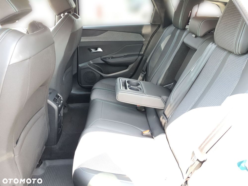 Peugeot 308 - 25