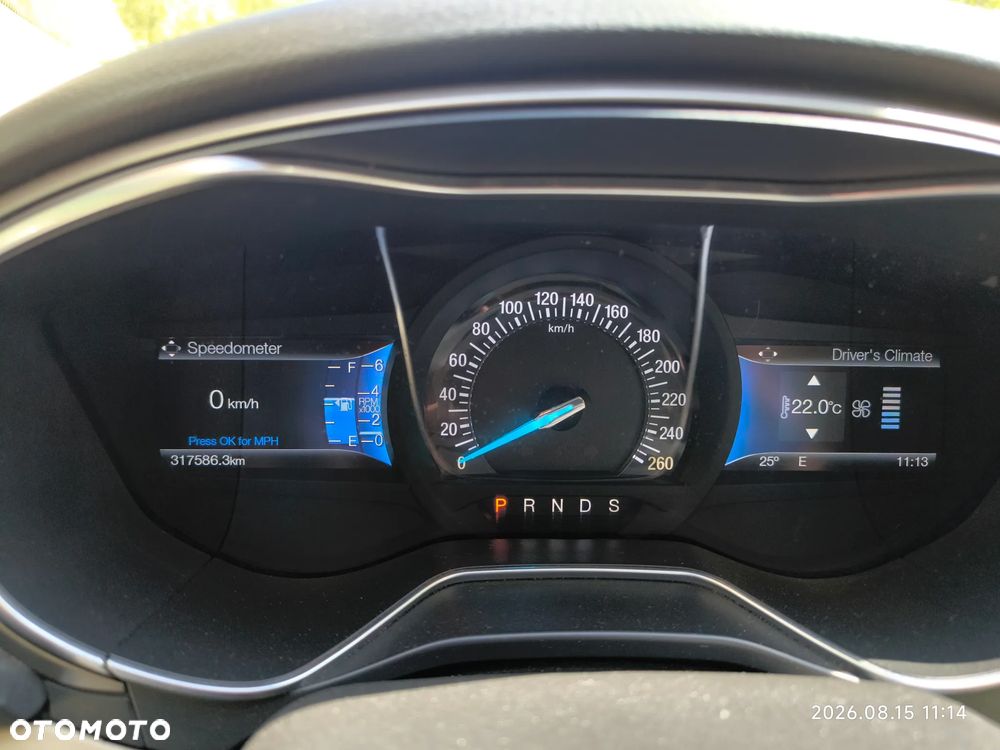 Ford Fusion - 18