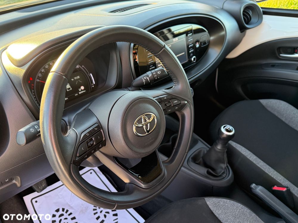 Toyota Aygo X Limited - 23
