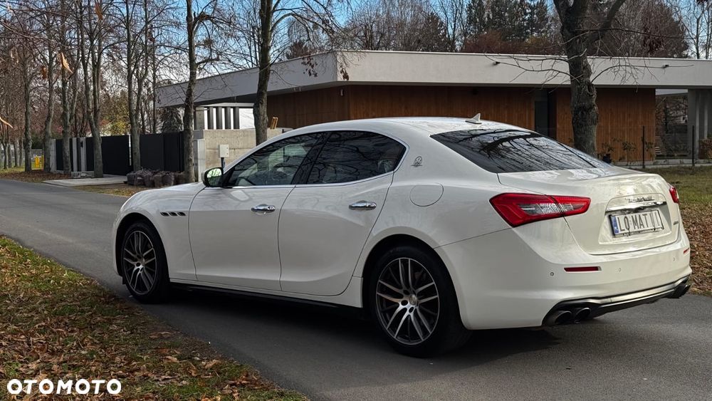 Maserati Ghibli - 10