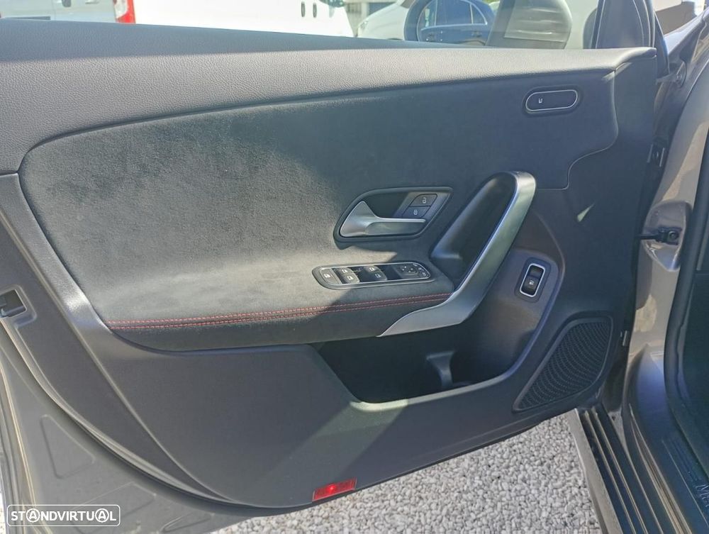 Mercedes-Benz A 250 Limousine e 8G-DCT AMG Line Advanced Plus - 16