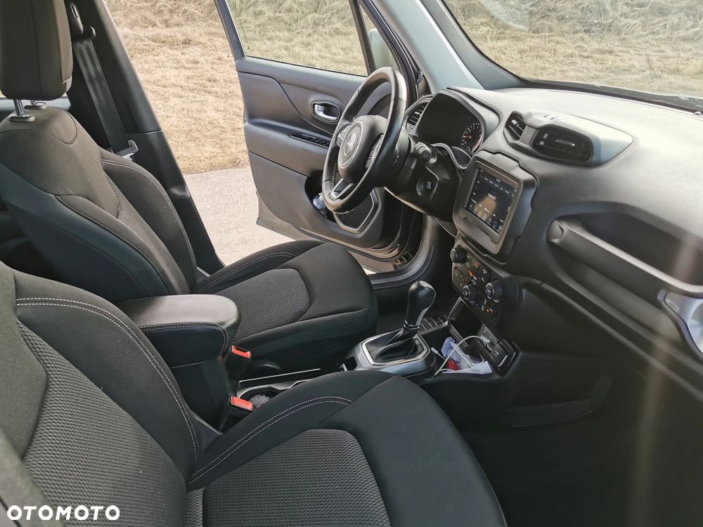 Jeep Renegade 1.3 T-GDI Limited - 8