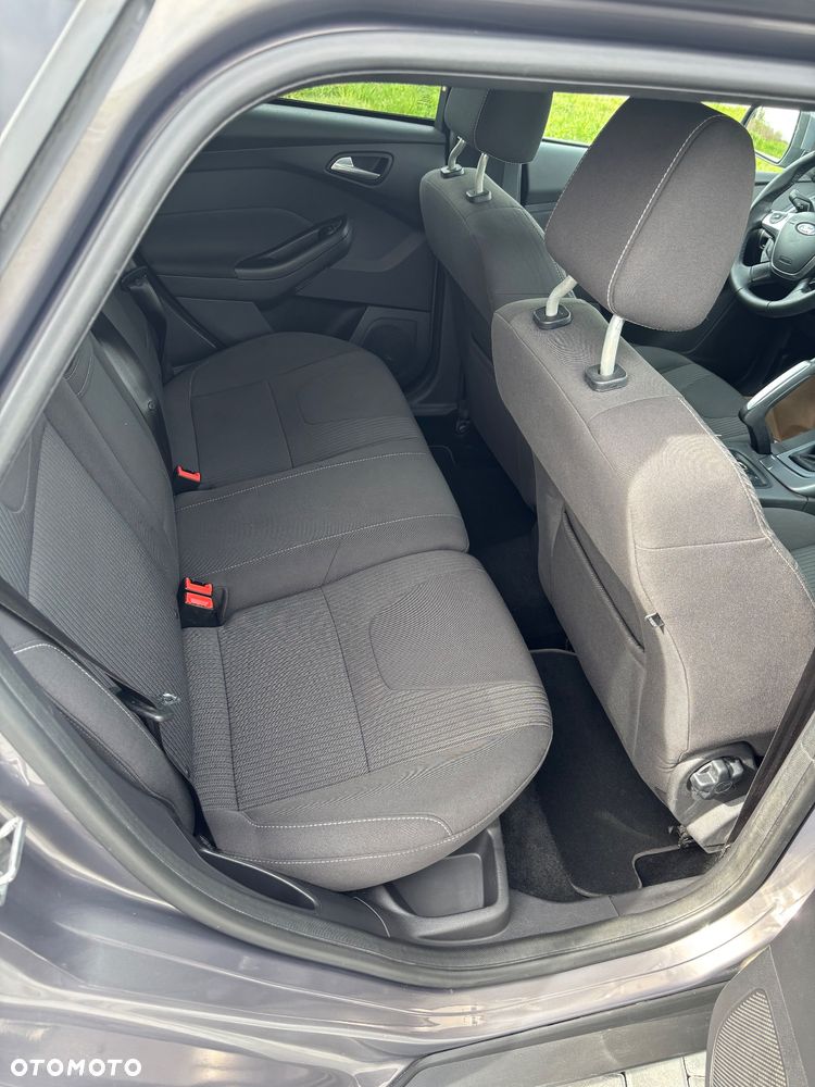 Ford Focus 1.6 EcoBoost Titanium - 11