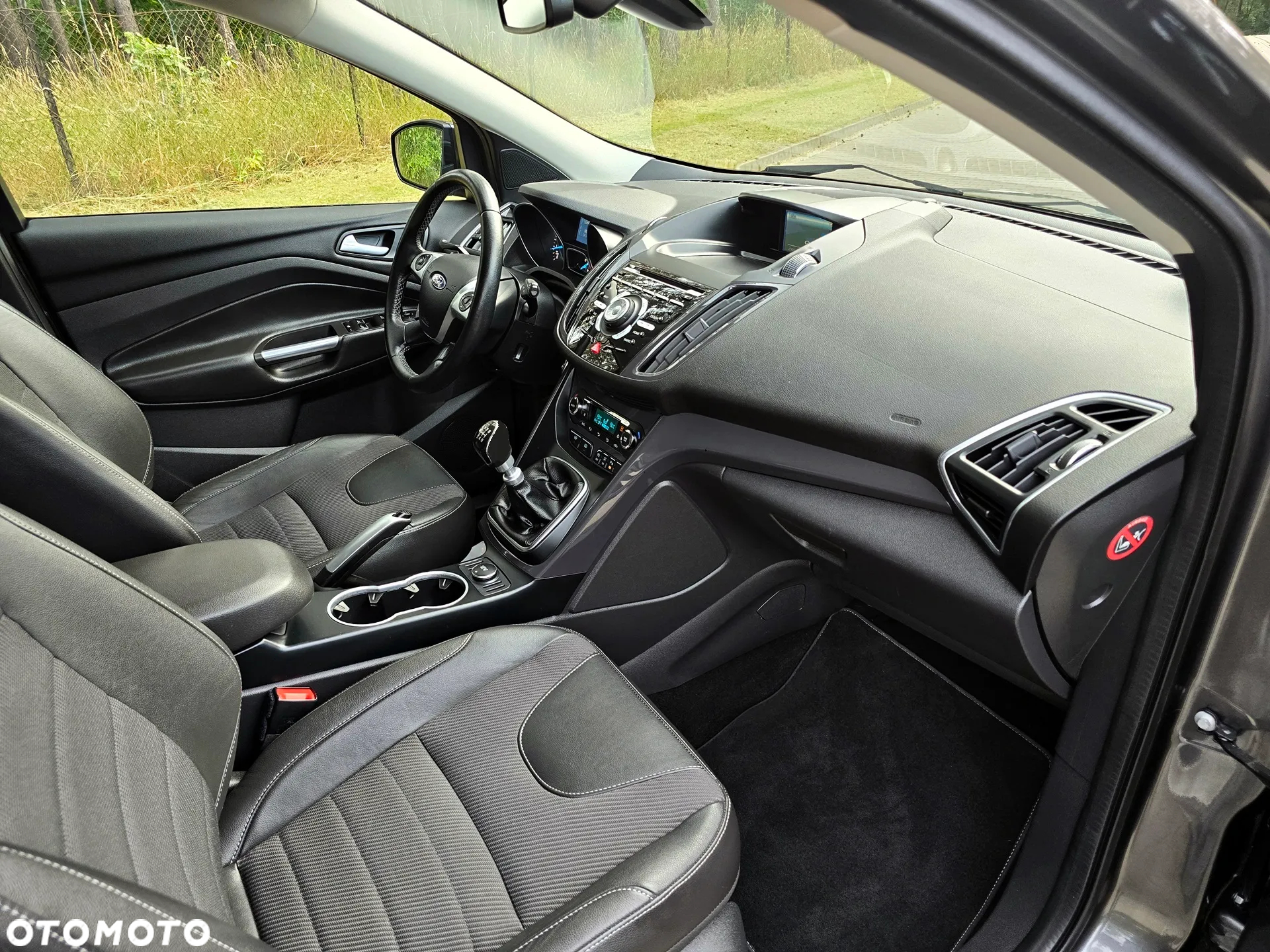 Ford Kuga - 8