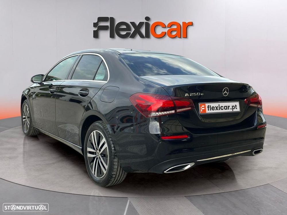 Mercedes-Benz A 250 Limousine - 5