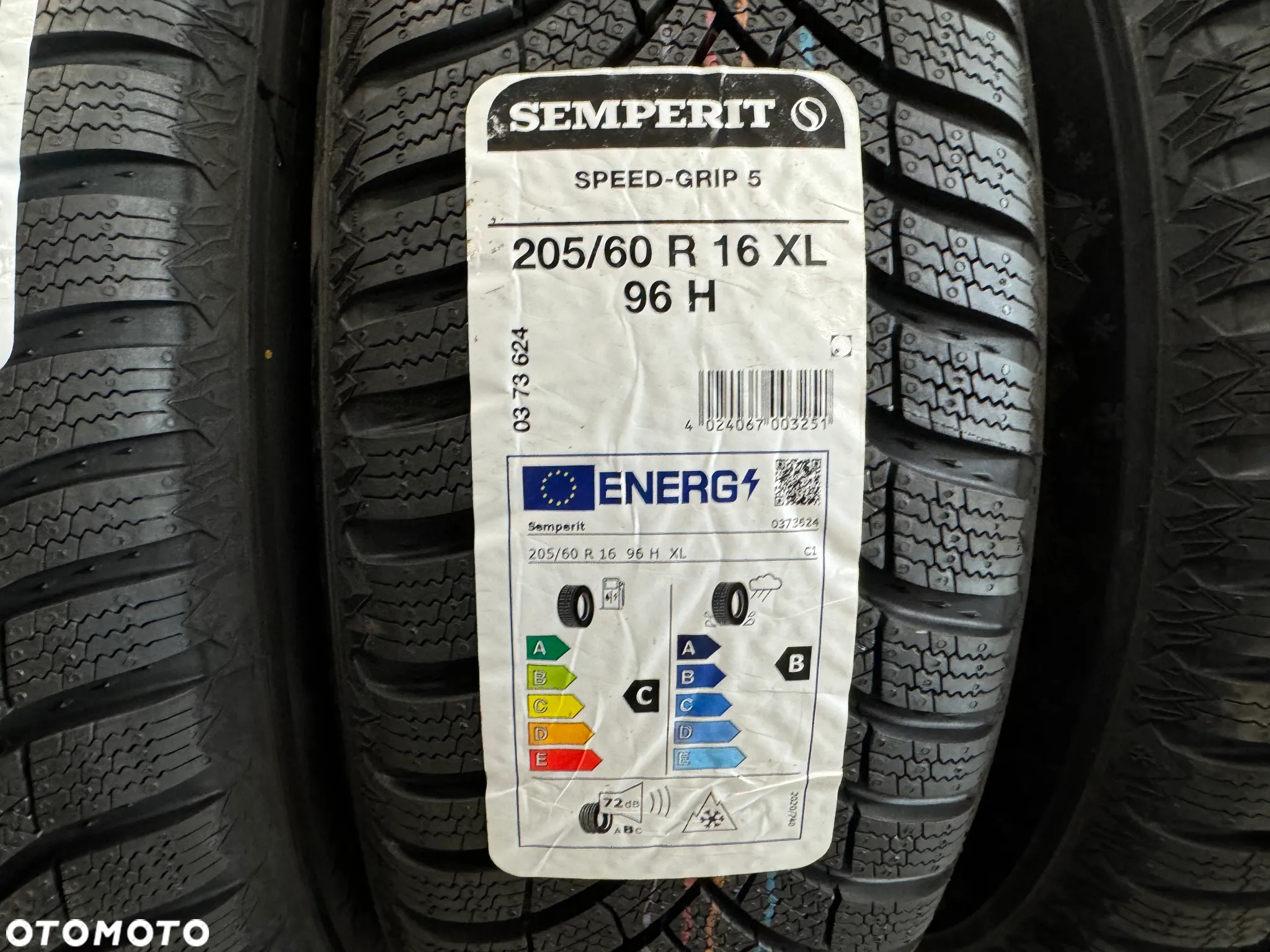 Koła Zimowe VW Touran 5TA 16 cali 5x112 4szt. Opony Zimowe Semperit 205/60/16 96H XL Nowe z kołpakami! - 16