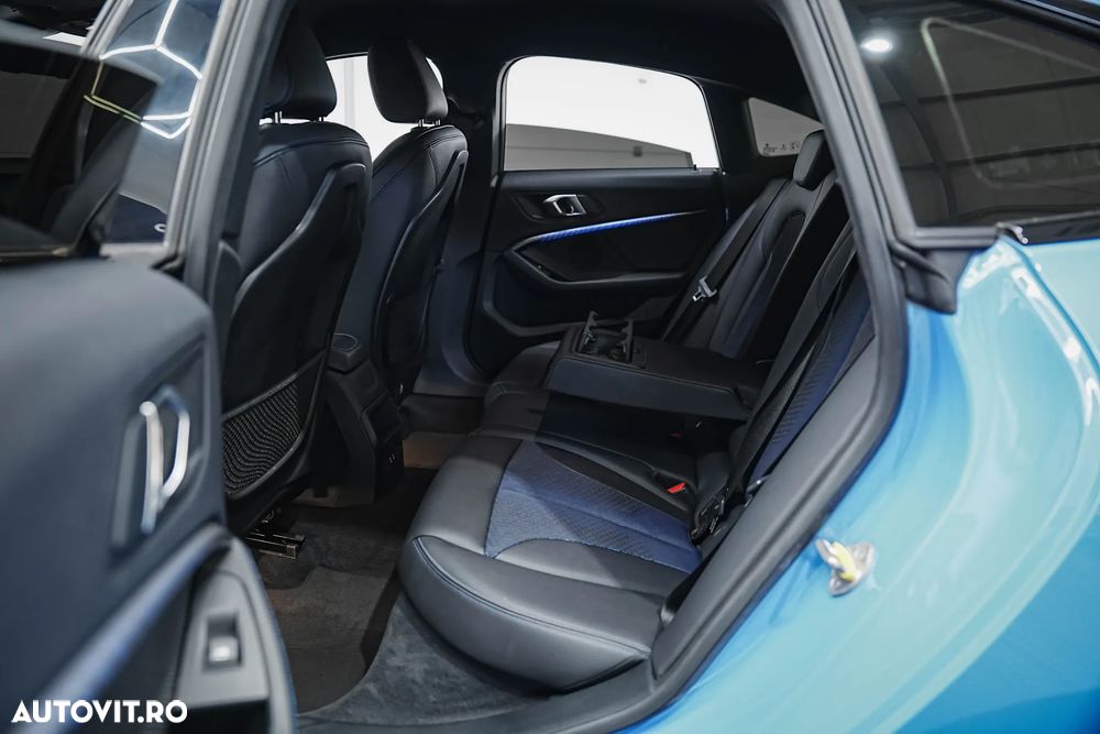 BMW Seria 2 220i Aut. M Sport - 9
