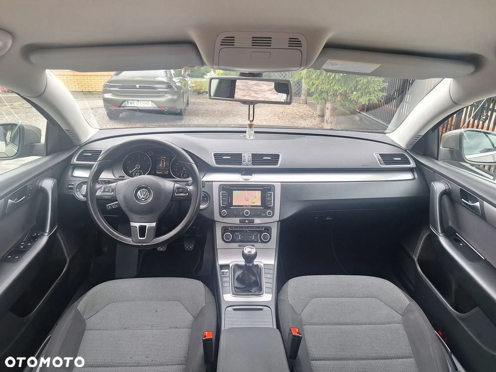 Volkswagen Passat 1.4 TSI BlueMotion Technology Comfortline - 11