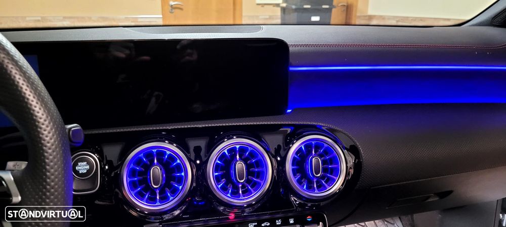 Mercedes-Benz CLA 250 e AMG Line - 14