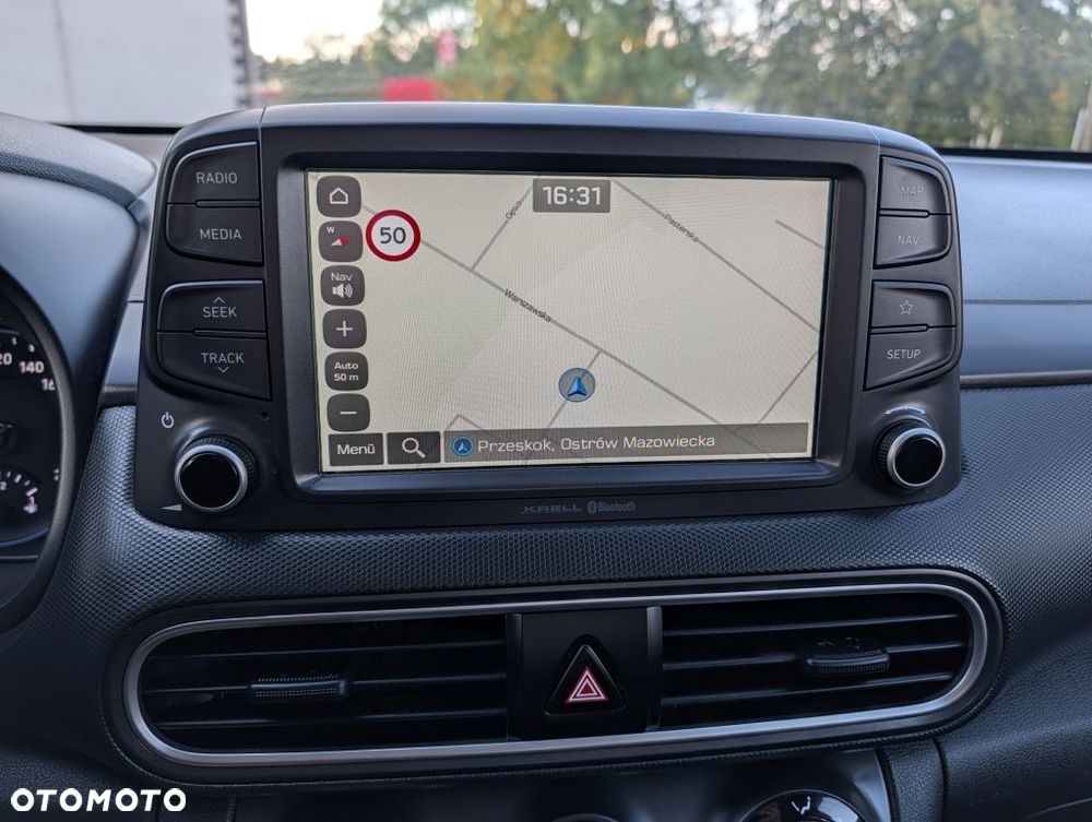 Hyundai Kona - 23