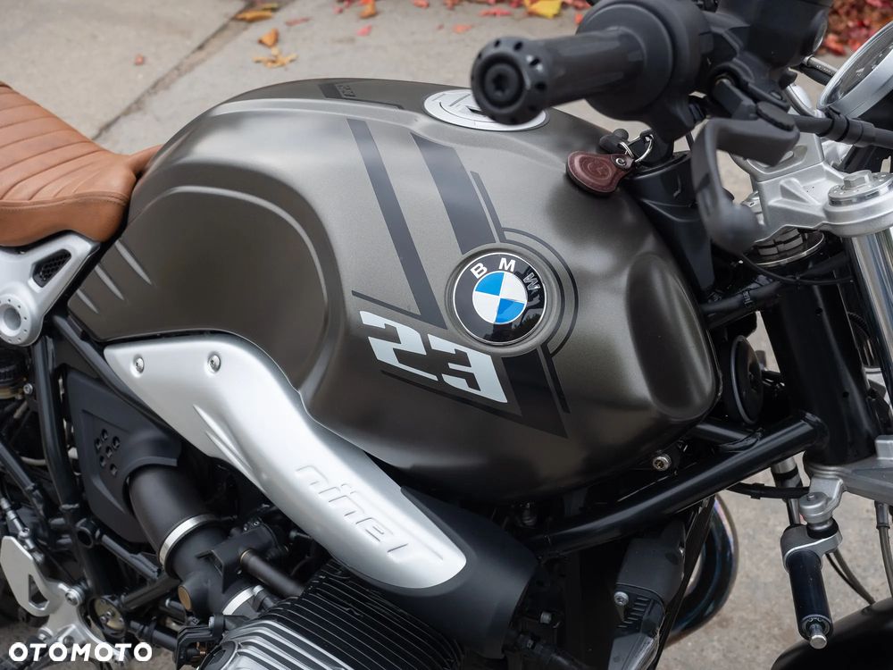 BMW R - 16
