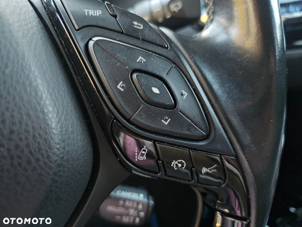 Toyota C-HR - 25