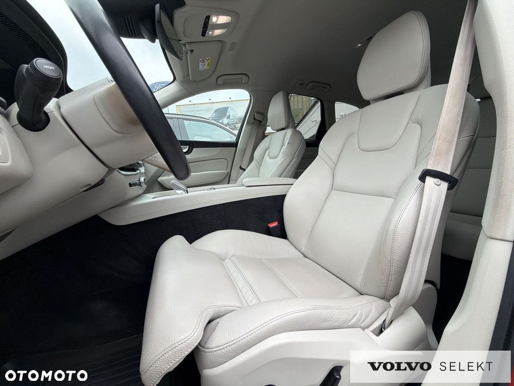 Volvo XC 60 - 11