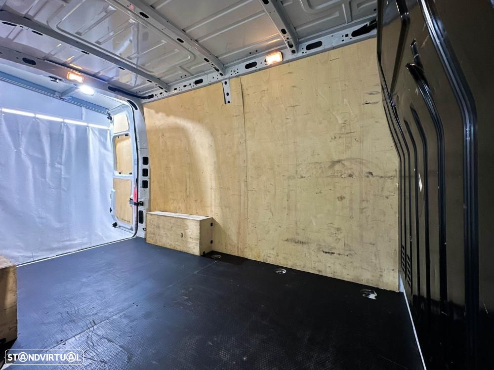 Renault Master L2H2 2.3 DCi 135cv Confort - 10
