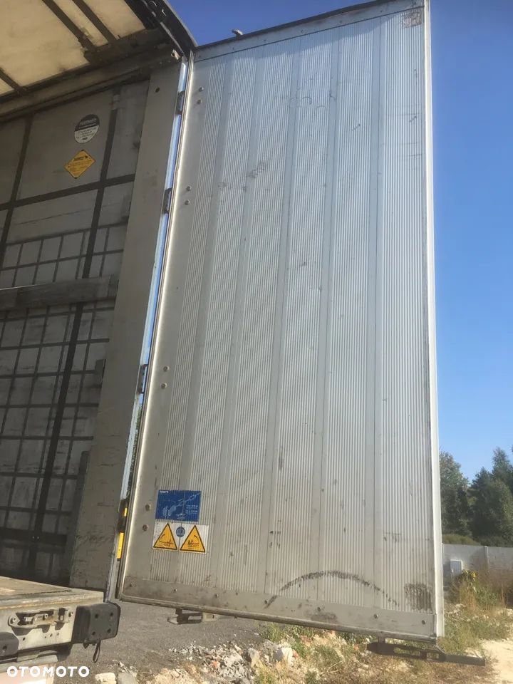 Schmitz Cargobull SCB S3T - 6