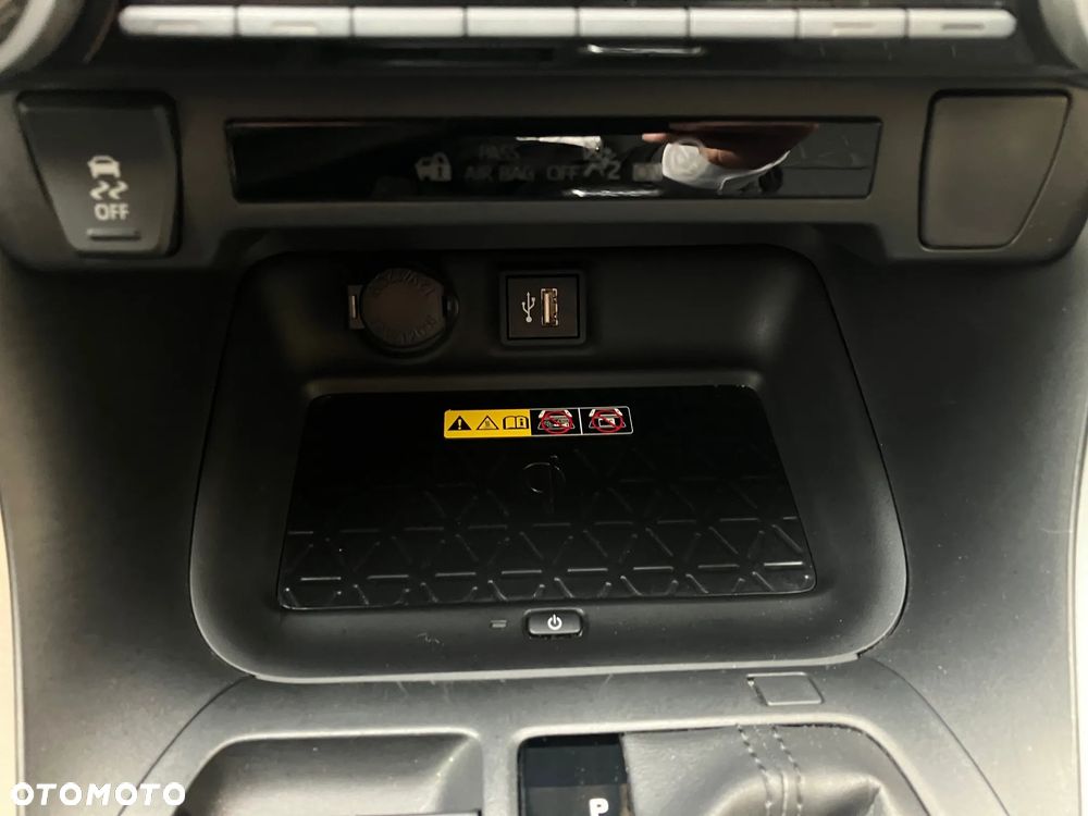 Toyota RAV4 2.5 Hybrid Comfort 4x2 - 31