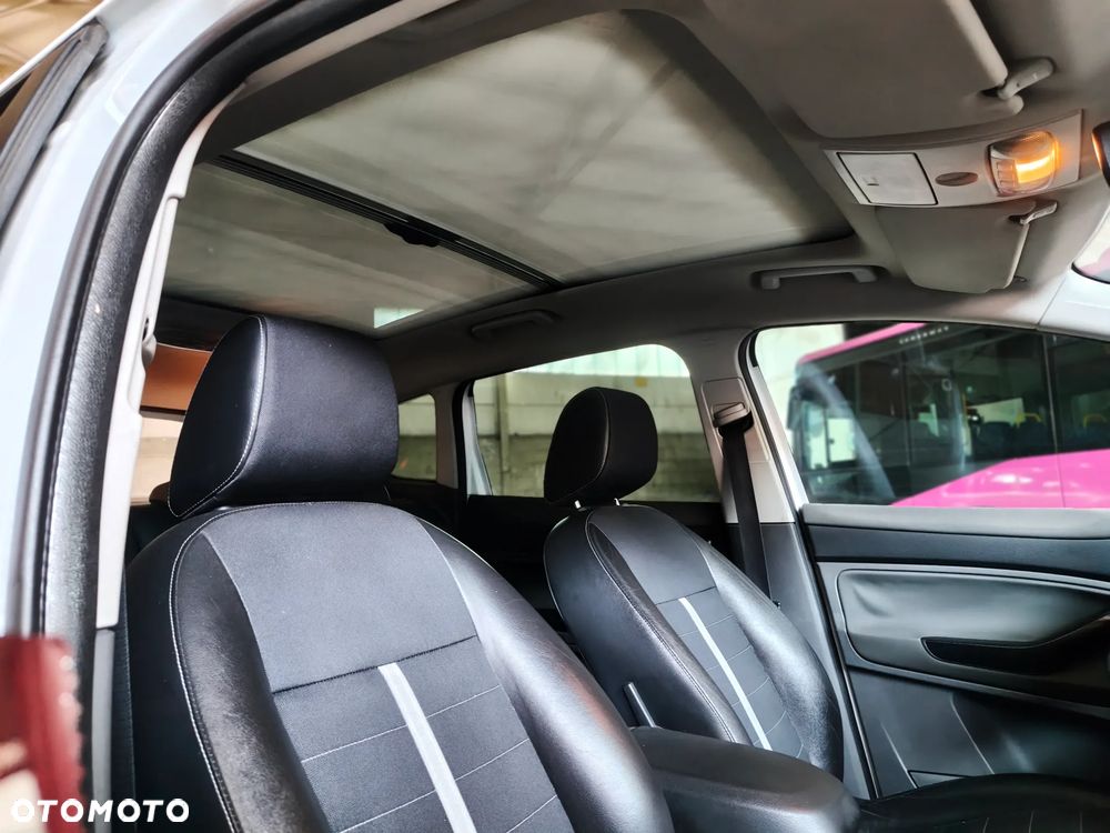 Ford Kuga 2.0 TDCi Titanium - 24