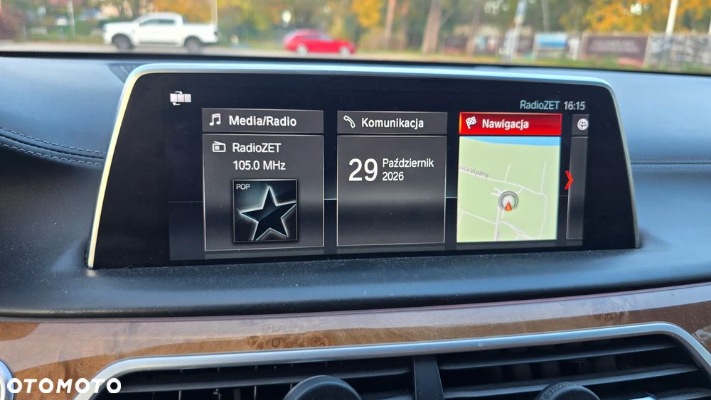 BMW Seria 7 740Li xDrive - 15
