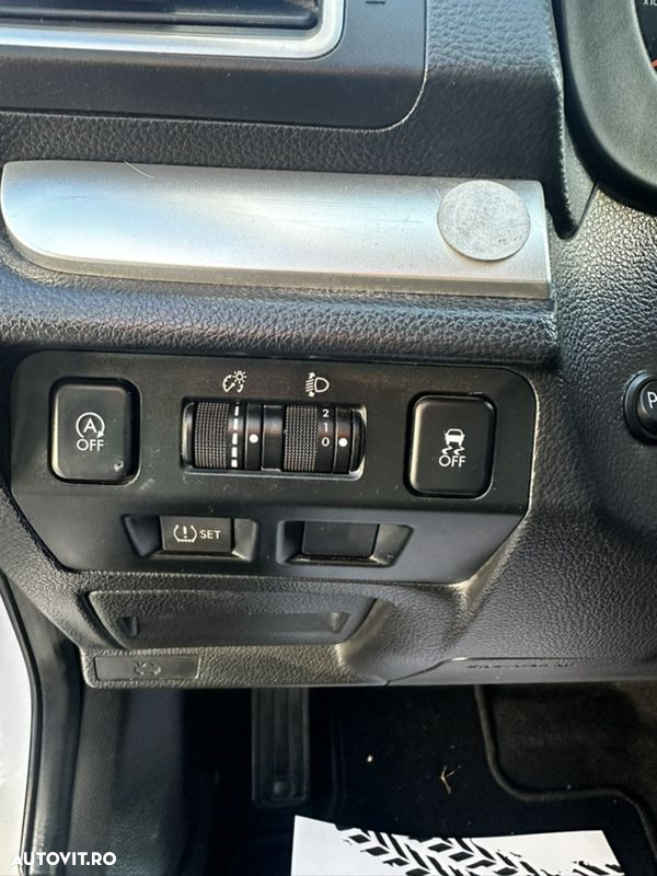 Subaru Impreza 2.0i Active - 17