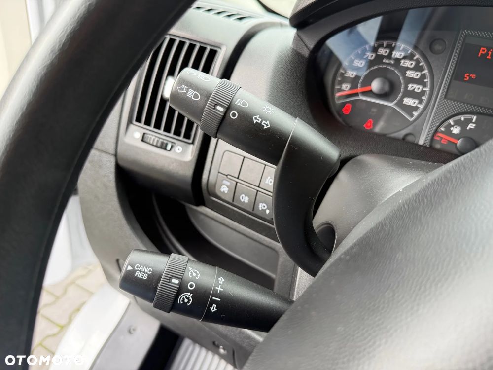 Peugeot Boxer Furgon Blaszak L2H2 Bogate Wyposażenie - 20