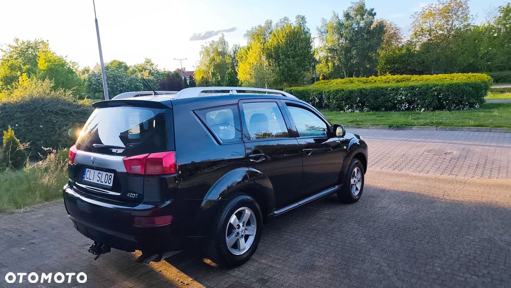Peugeot 4007 HDI FAP 7-Sitzer Allure - 25