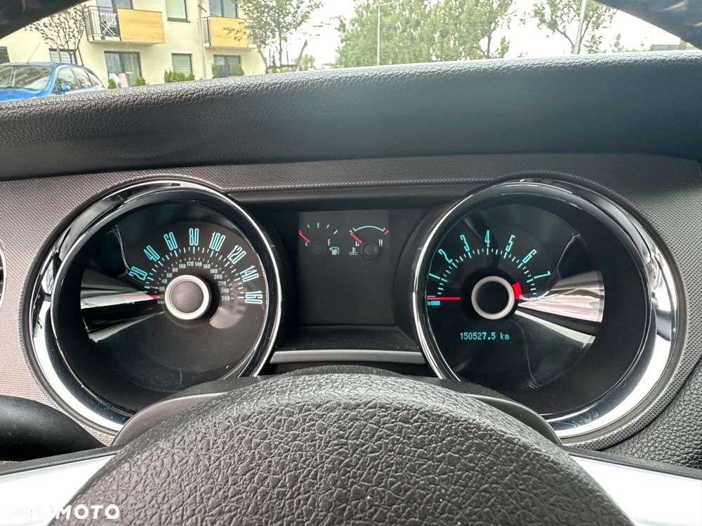 Ford Mustang 3.7 V6 - 12