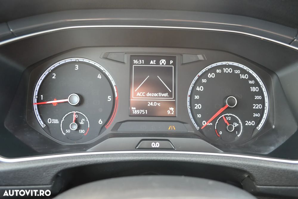 Volkswagen T-ROC 2.0 TDI 4Mot DSG Sport - 18