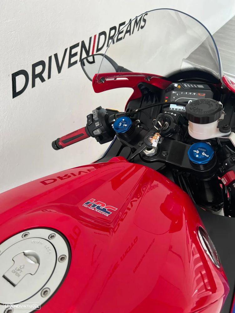 Honda CBR 600RR - 12